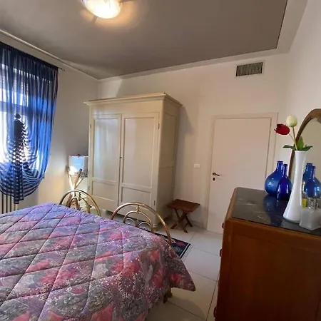 5 Posti Letto A 100 Metri Dal Mare - Rif.ferra Apartment *